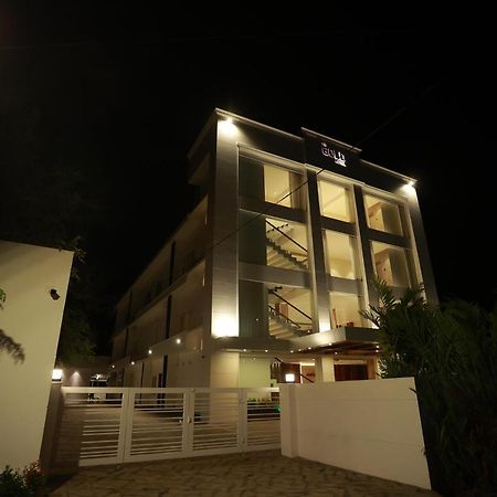 The Gold Hotel Palakkad Dış mekan fotoğraf