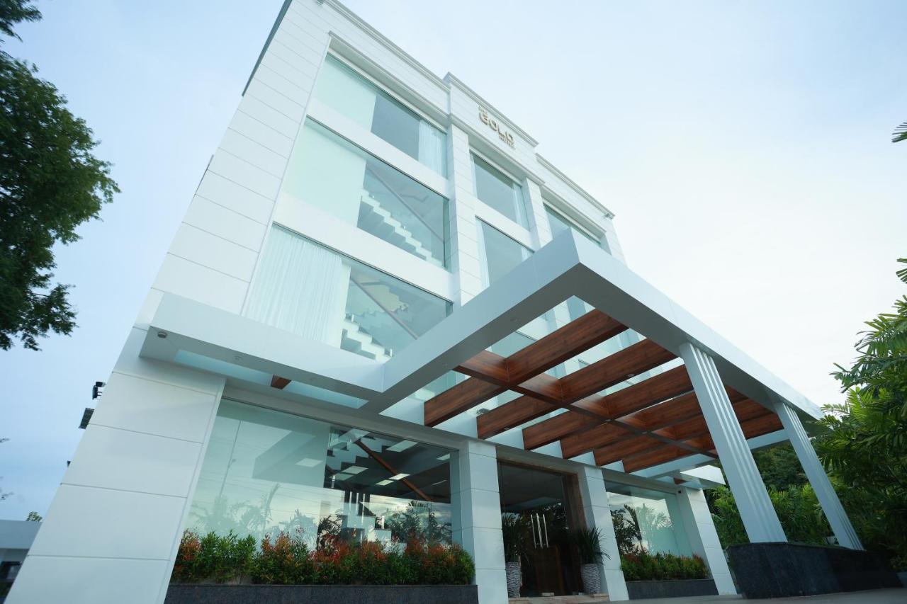 The Gold Hotel Palakkad Dış mekan fotoğraf