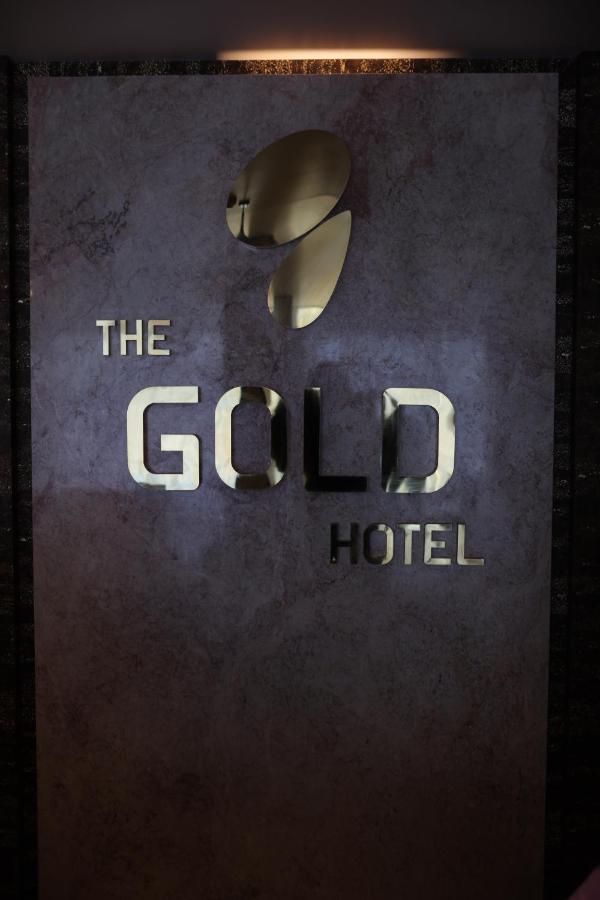 The Gold Hotel Palakkad Dış mekan fotoğraf